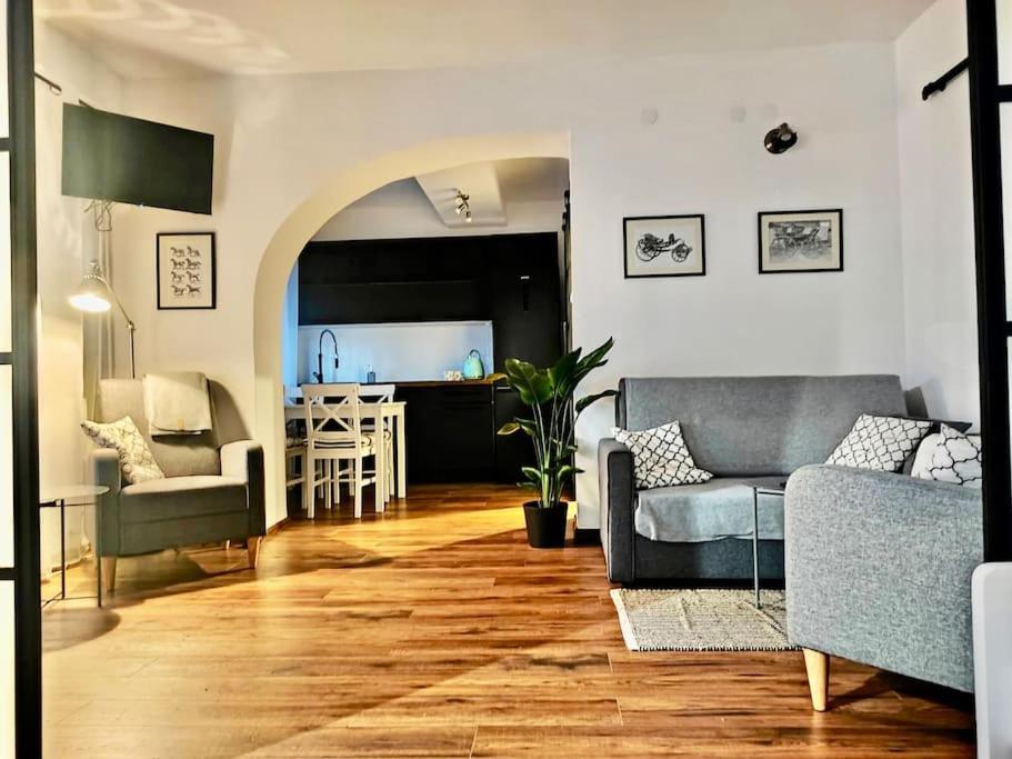 דירות קריניצה זדרוי Loft W Starej Wozowni מראה חיצוני תמונה